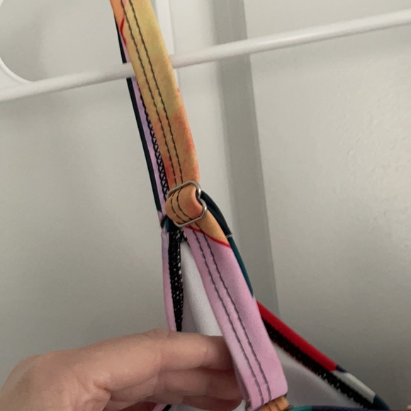 Multi-Colored Underwire Bikini Set size L NEW - Picture 7 of 9